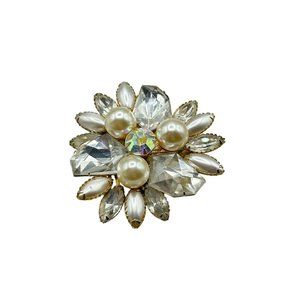 Vintage Rhinestones Brooch Layered Design Floral Usual Shaped Stones & Pearls